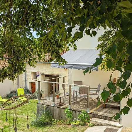 Vakantiehuis Maison Cosy Avec Jardin Prive, Proche D'angouleme, Ideale Pour 4 Pers., Equipements Bebe, Wi-fi - Fr-1-653-242