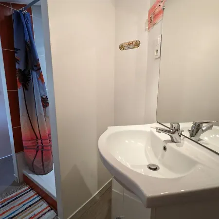 Vakantiehuis Maison Cosy Avec Jardin Prive, Proche D'angouleme, Ideale Pour 4 Pers., Equipements Bebe, Wi-fi - Fr-1-653-242