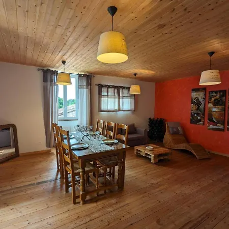 Vakantiehuis Maison Cosy Avec Jardin Prive, Proche D'angouleme, Ideale Pour 4 Pers., Equipements Bebe, Wi-fi - Fr-1-653-242