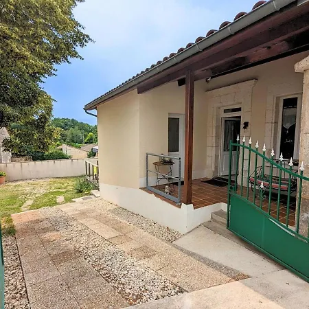 Maison Cosy Avec Jardin Prive, Proche D'angouleme, Ideale Pour 4 Pers., Equipements Bebe, Wi-fi - Fr-1-653-242 Touvre